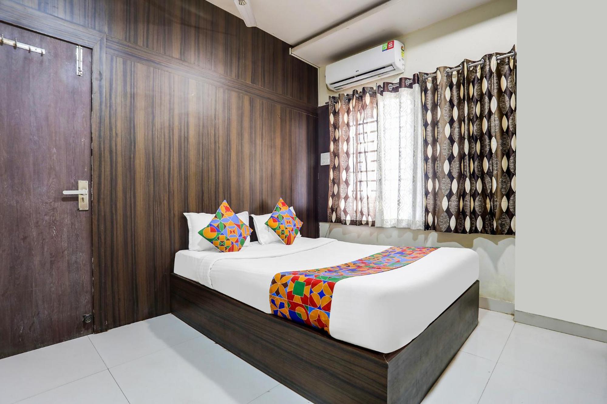 Fabhotel Blue Star Bori  Exterior photo